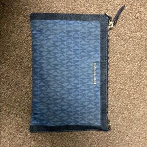 Michael Kors clutch PM8